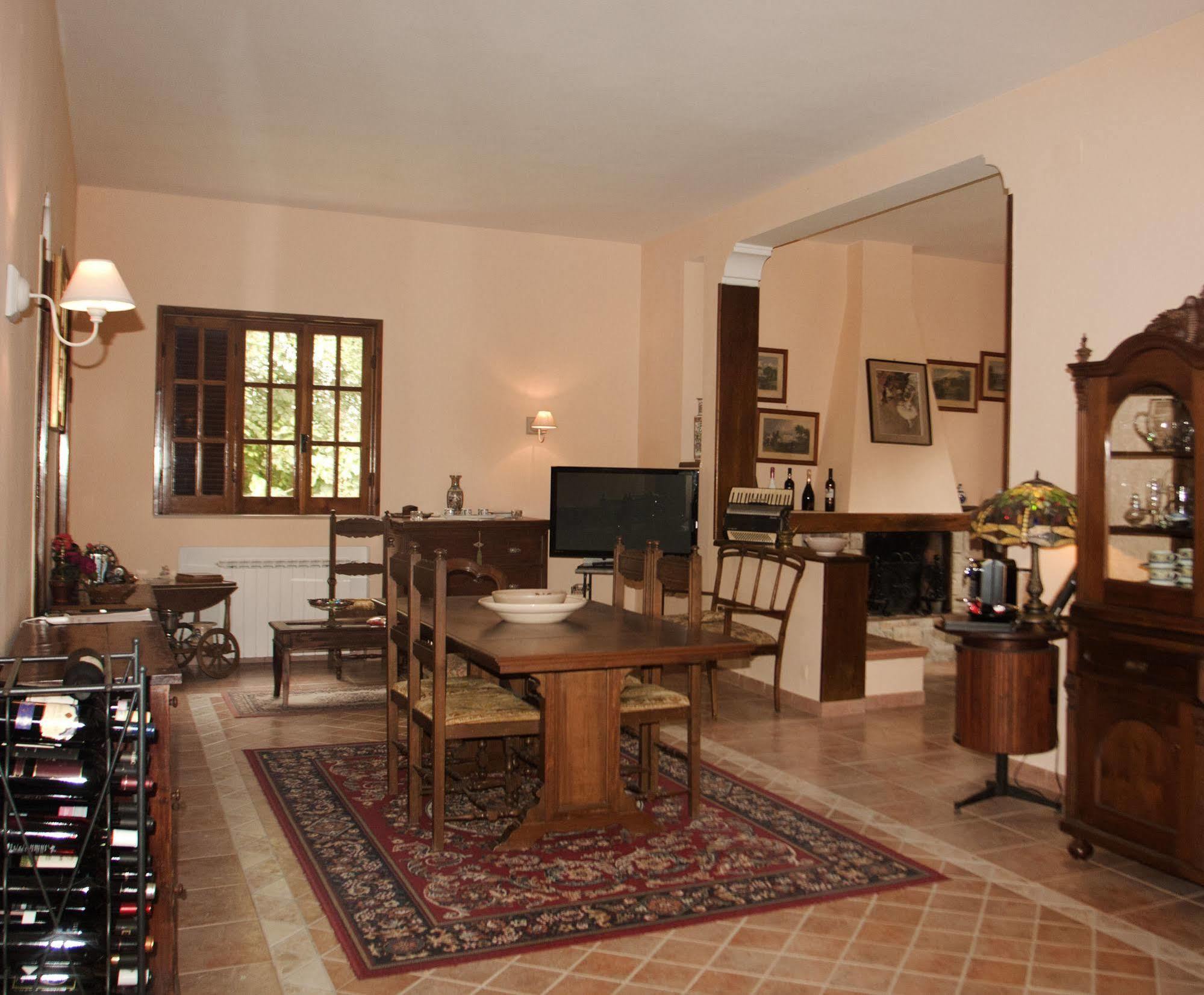 Relais La Mimosa Hotel Pontinia Екстериор снимка