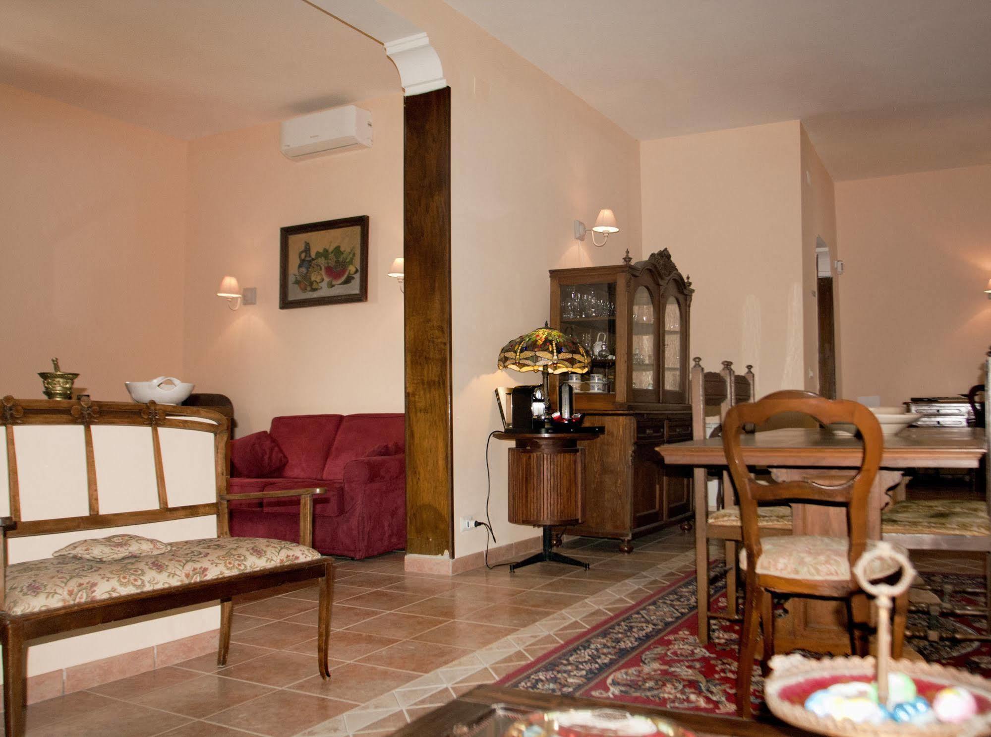 Relais La Mimosa Hotel Pontinia Екстериор снимка