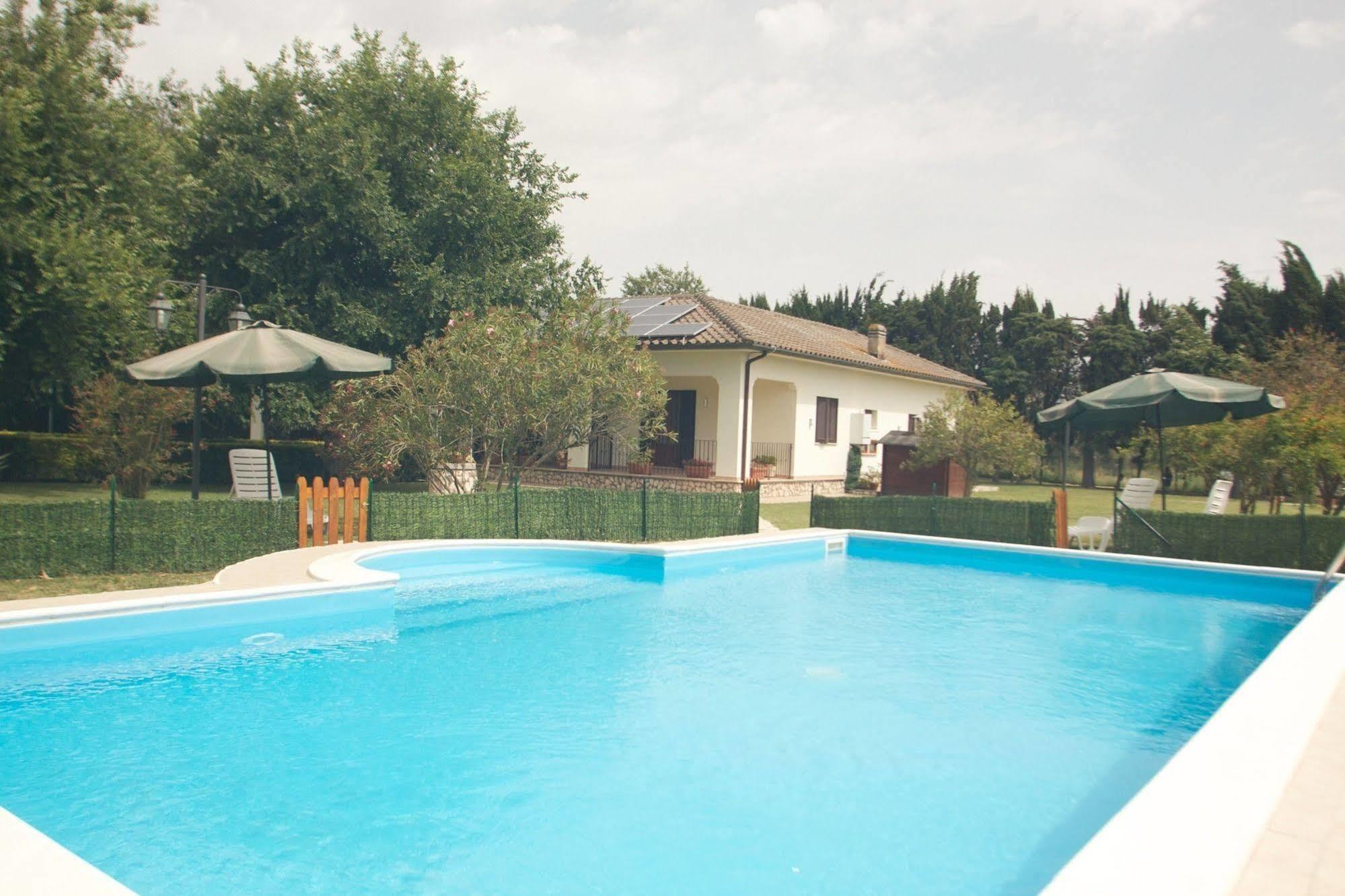 Relais La Mimosa Hotel Pontinia Екстериор снимка